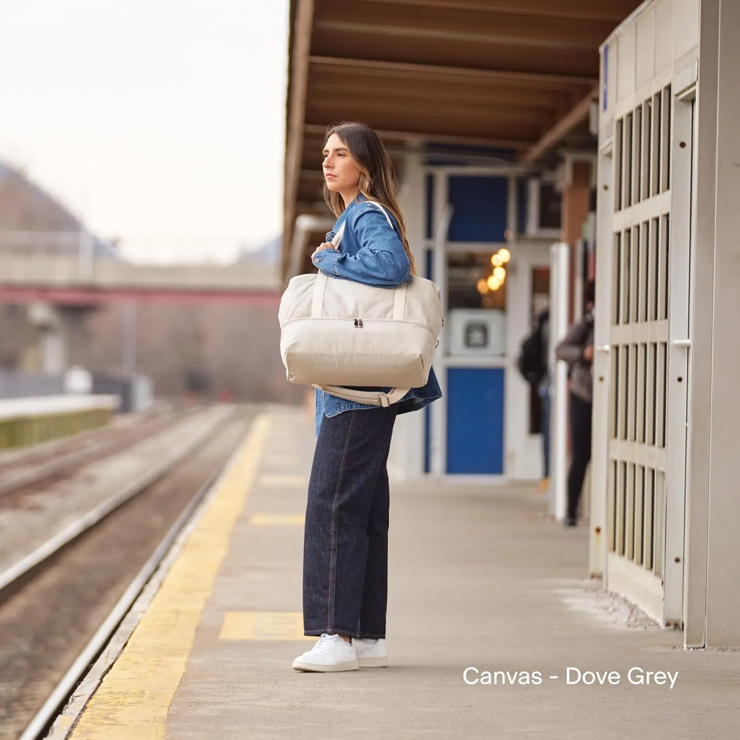 Lo & Sons Original Catalina Deluxe Premium Canvas Duffel Bag  Travel, Gym, Hospital, or Weekender Bag with Shoe Compartment for Men and Women